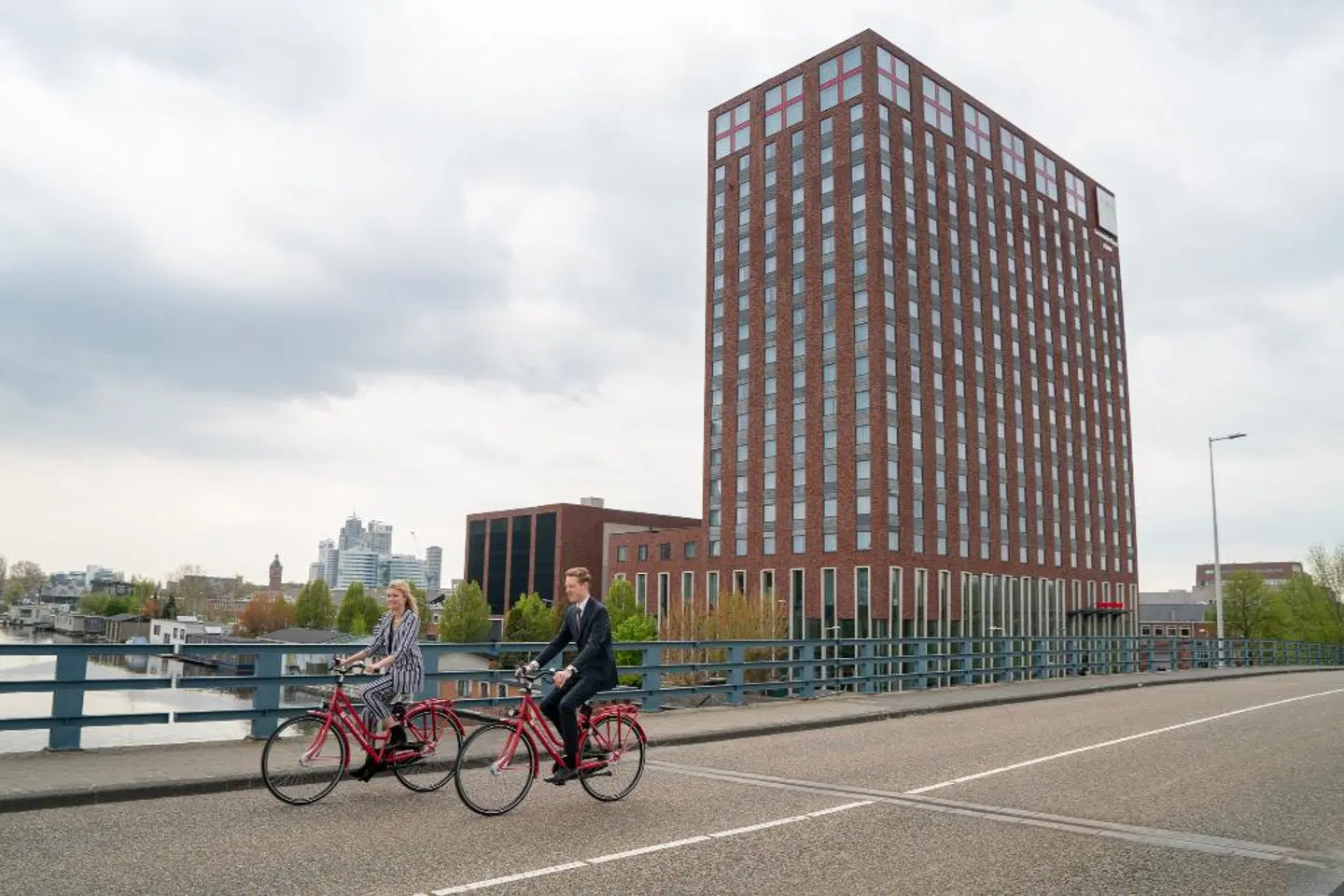 Leonardo Royal Hotel Amsterdam EXTERIOR