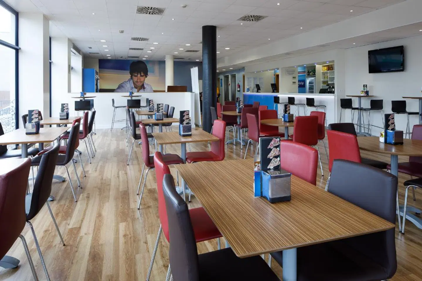 Travelodge Barcelona Fira Bar