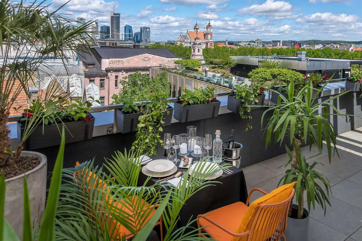 Hilton Garden Inn Vilnius City Centre Terrasse