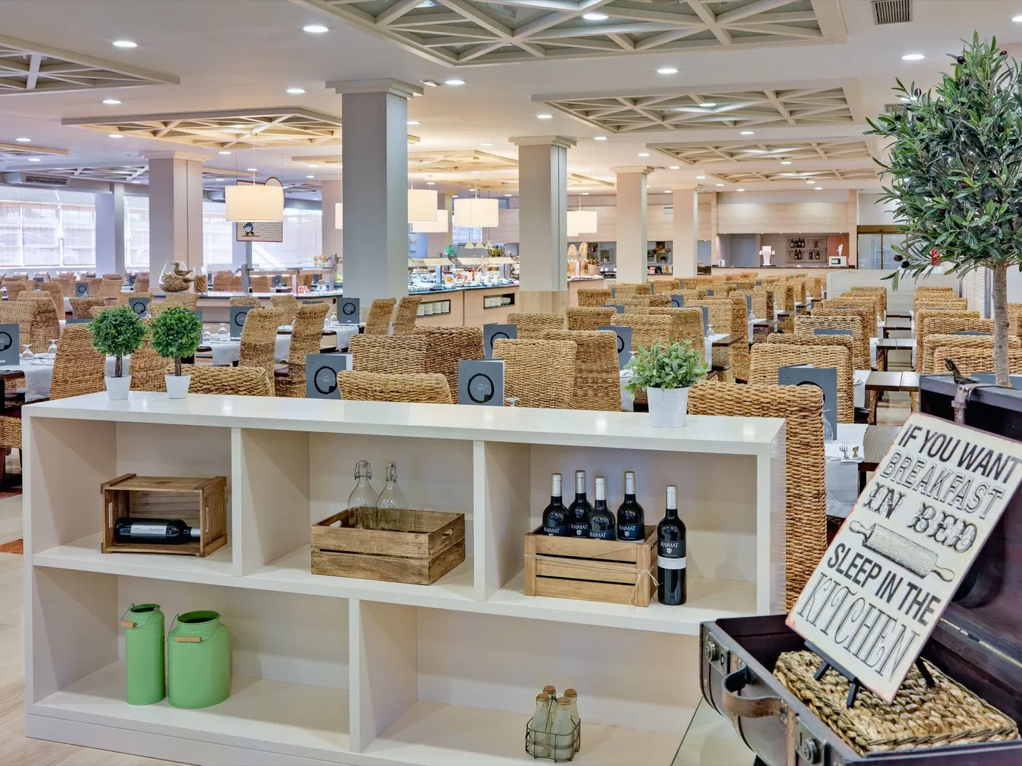 H10 Mediterranean Village Restaurant