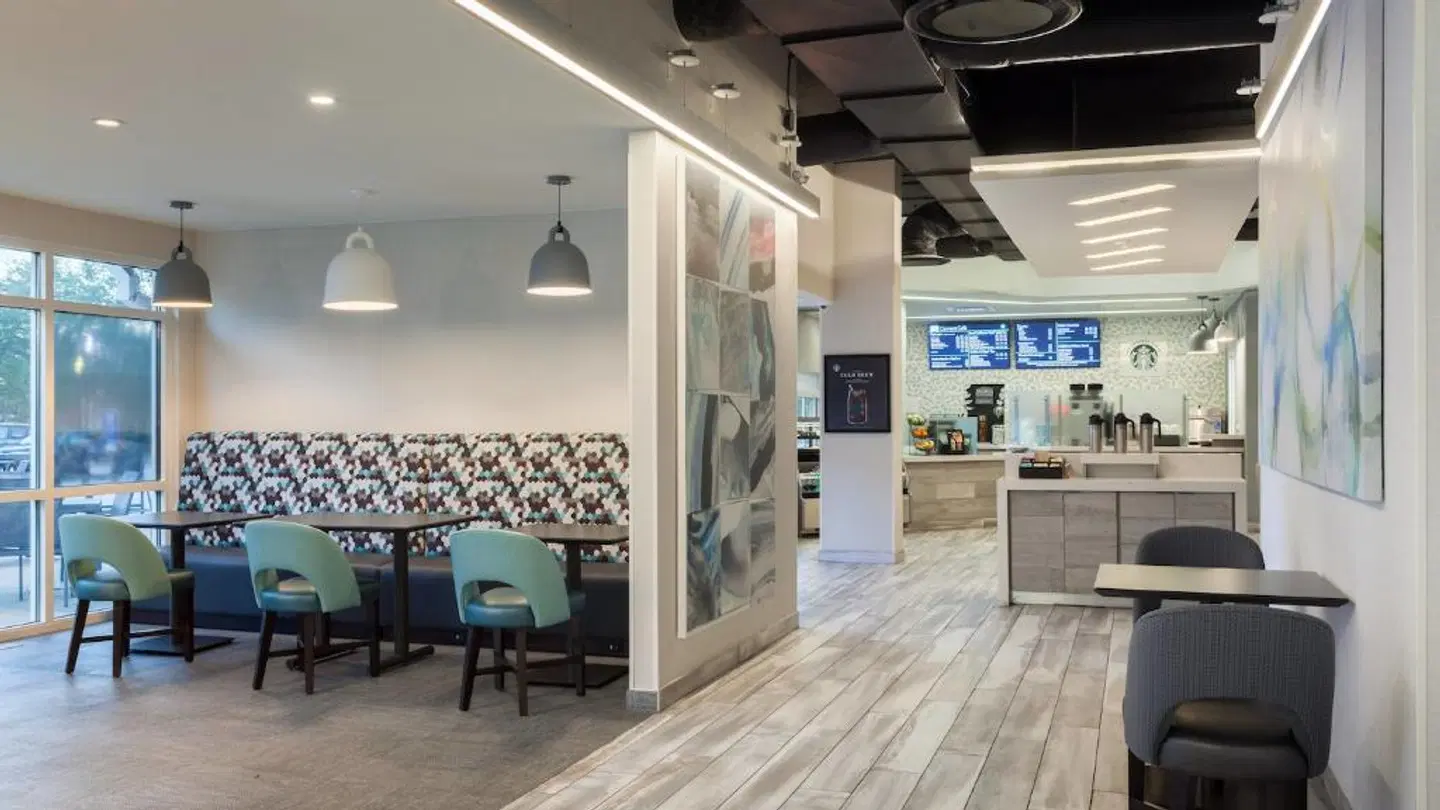 Fairf. I&S Lake Buena Vista Marriott Vill. LOUNGE_LOBBY