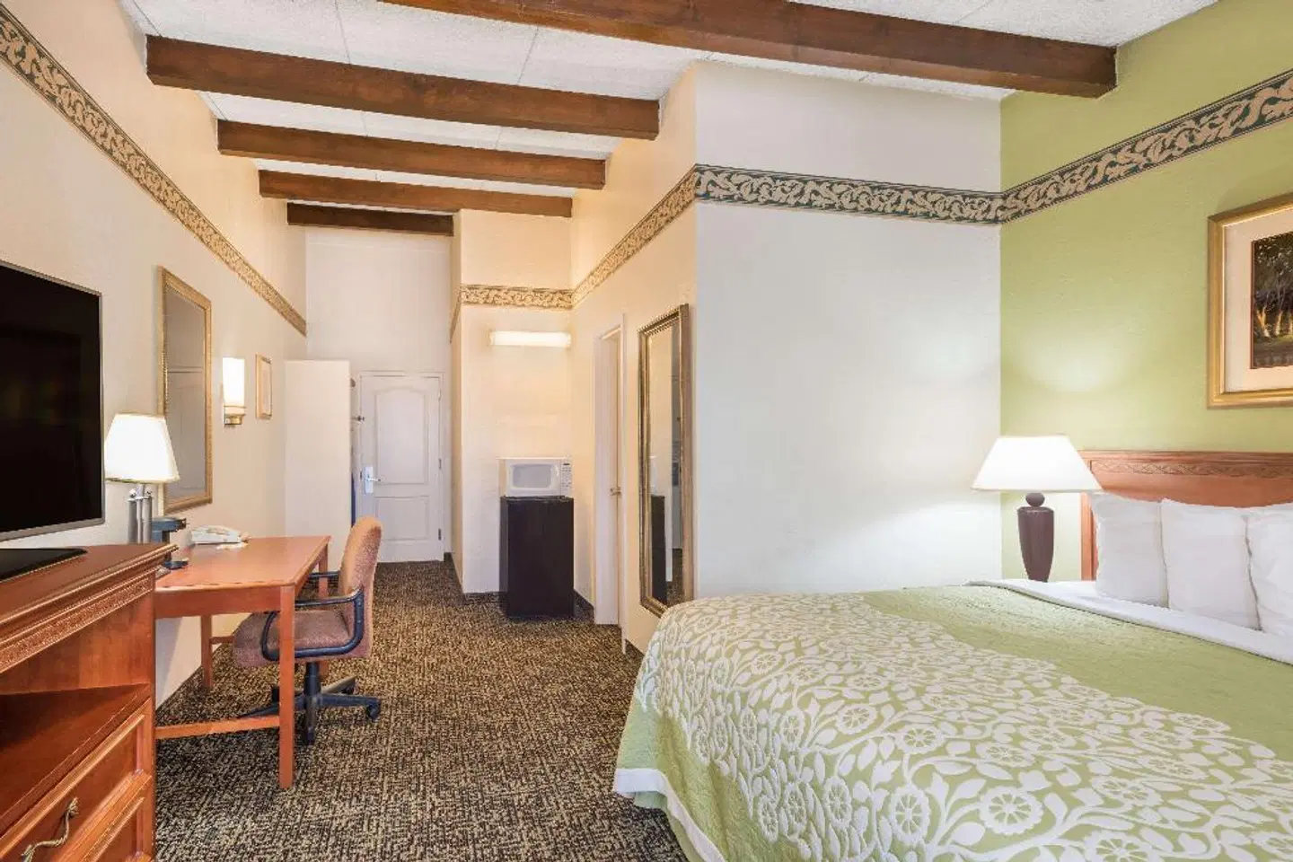 Days Inn by Wyndham Rutland/Killington Area ROOM_EXAMPLE