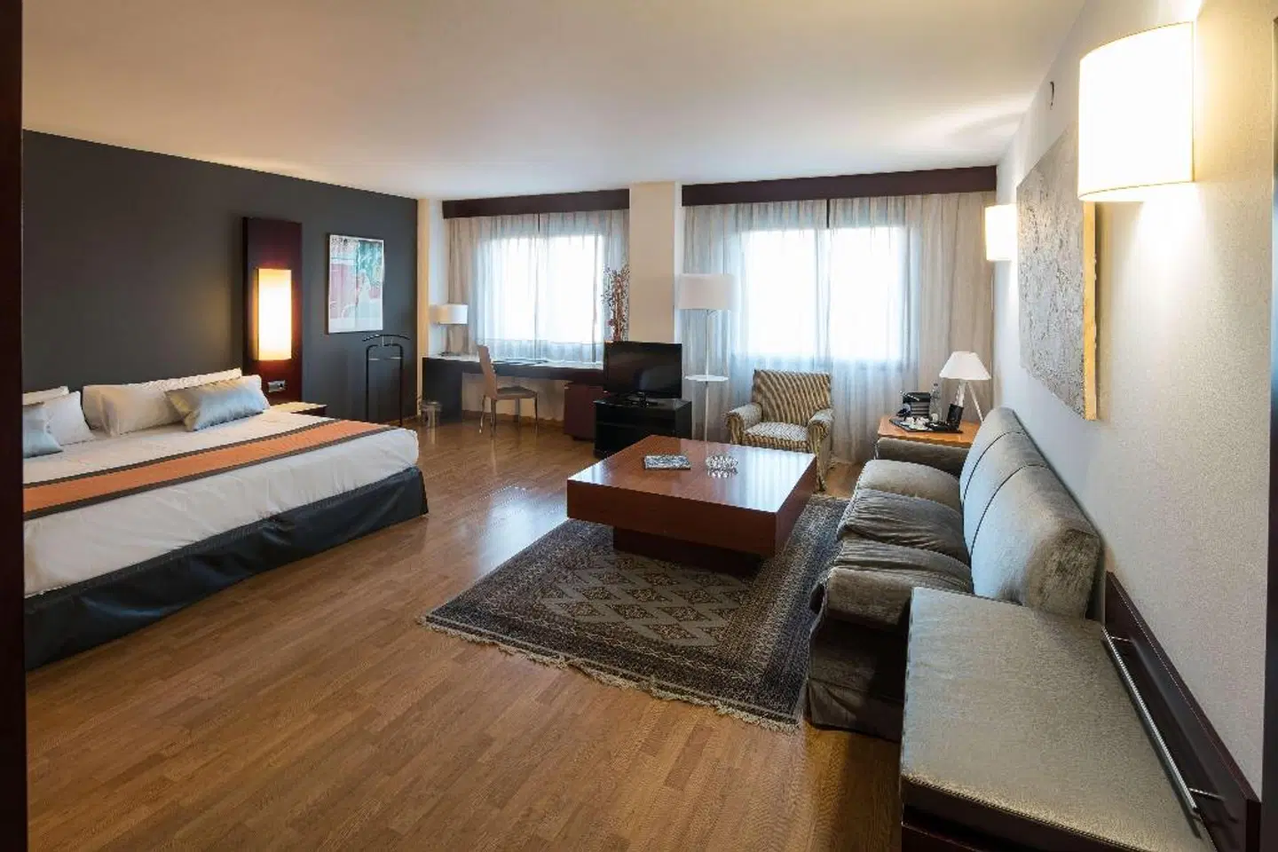 Catalonia Sabadell ROOM_EXAMPLE