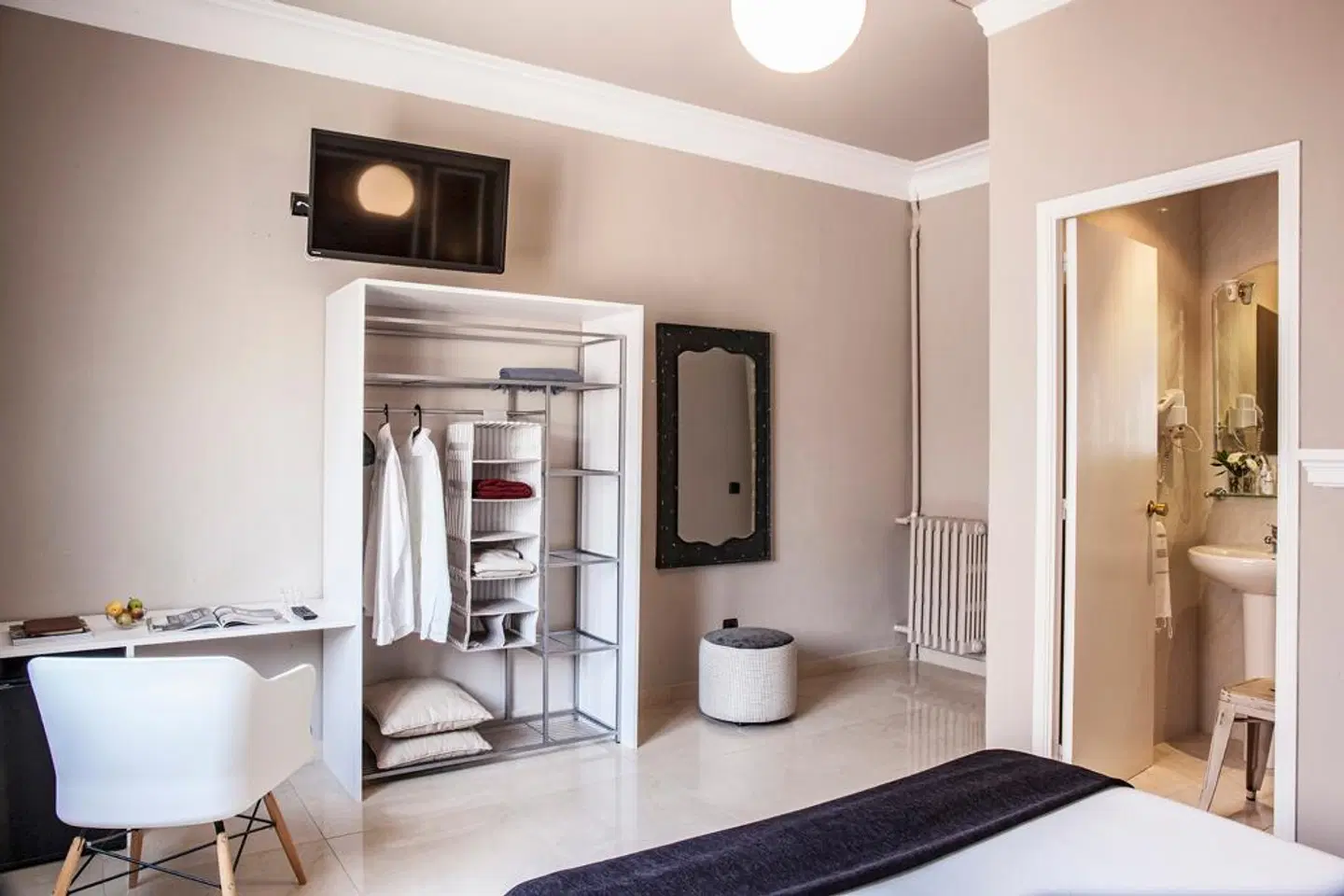 AinB B&B Eixample-Muntaner Badezimmer