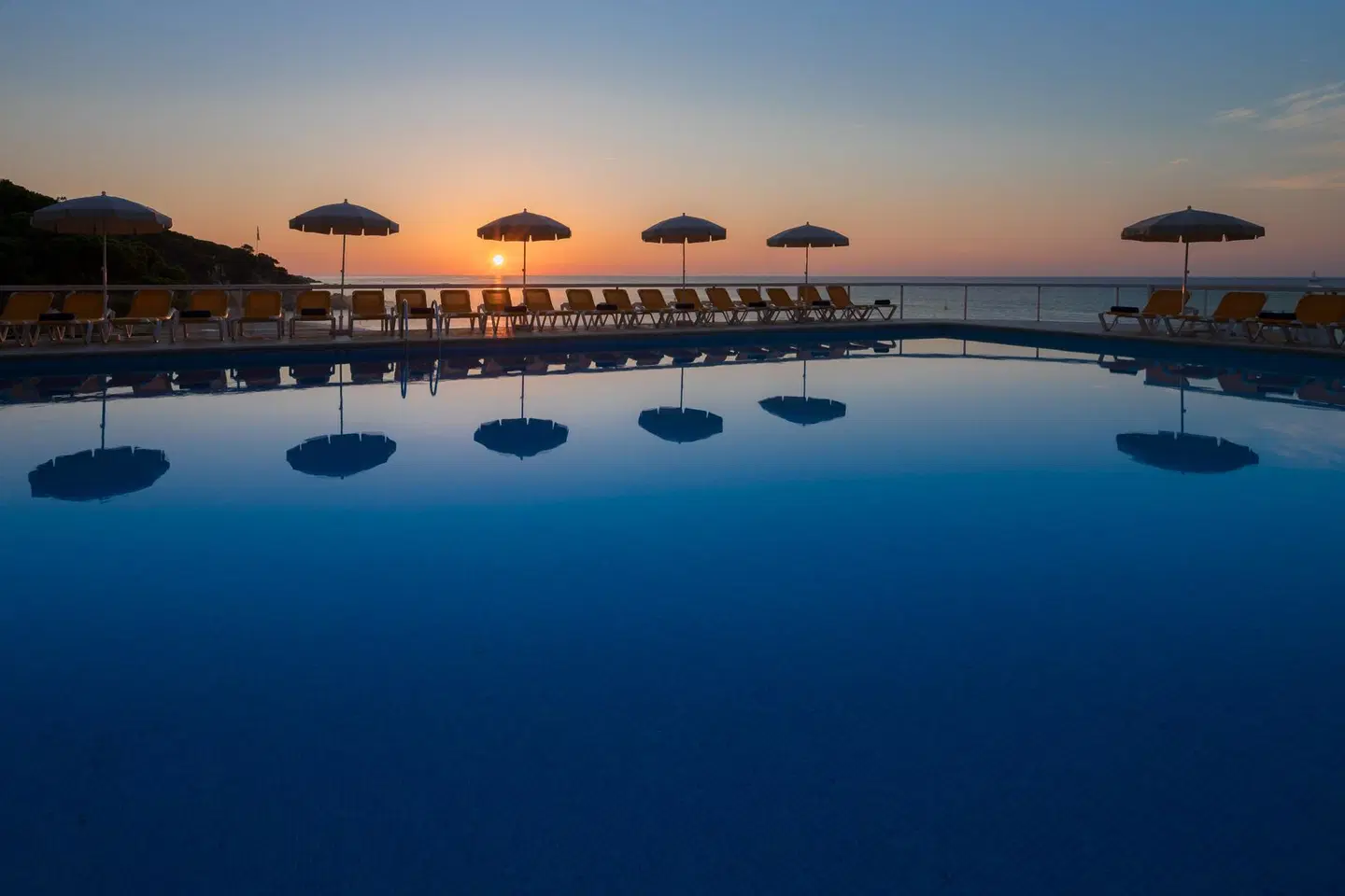 H Top Caleta Palace OUTDOOR_POOL