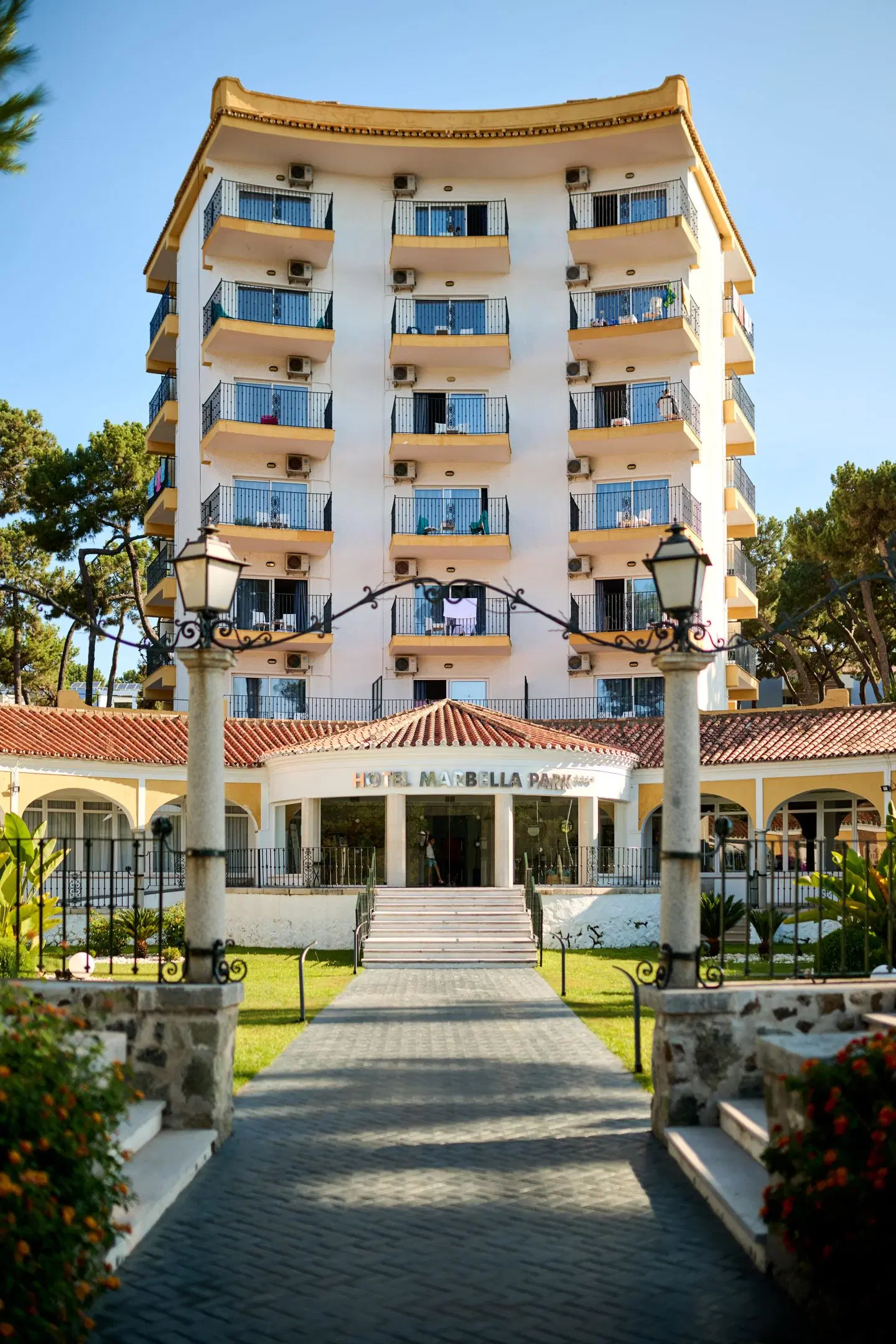 AluaSun Marbella Park EXTERIOR