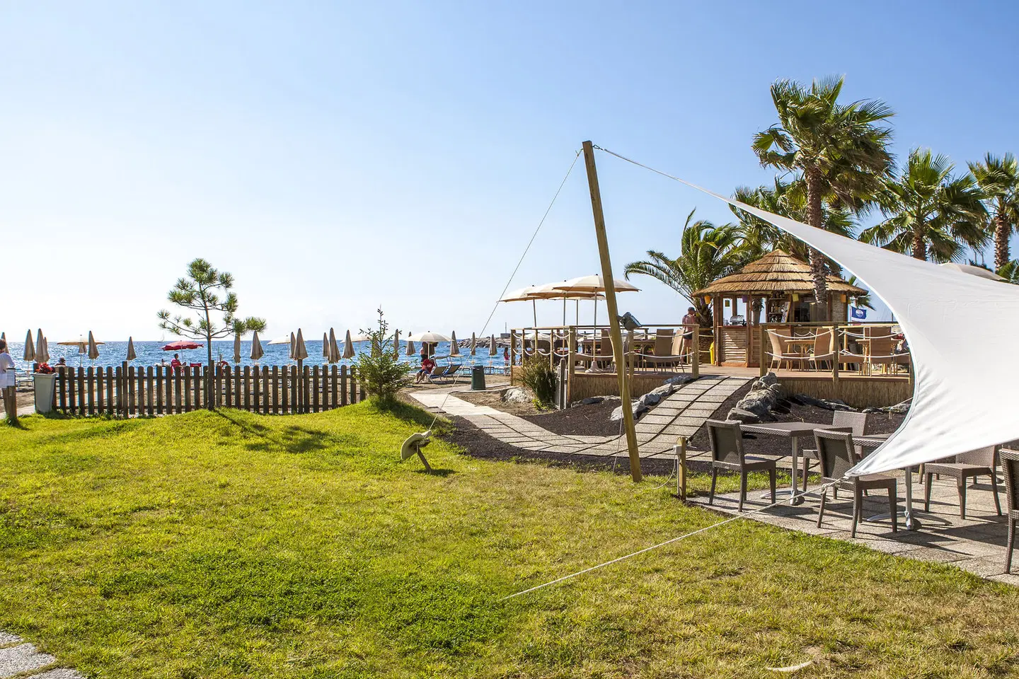 Aregai Marina Hotel & Residence Garten