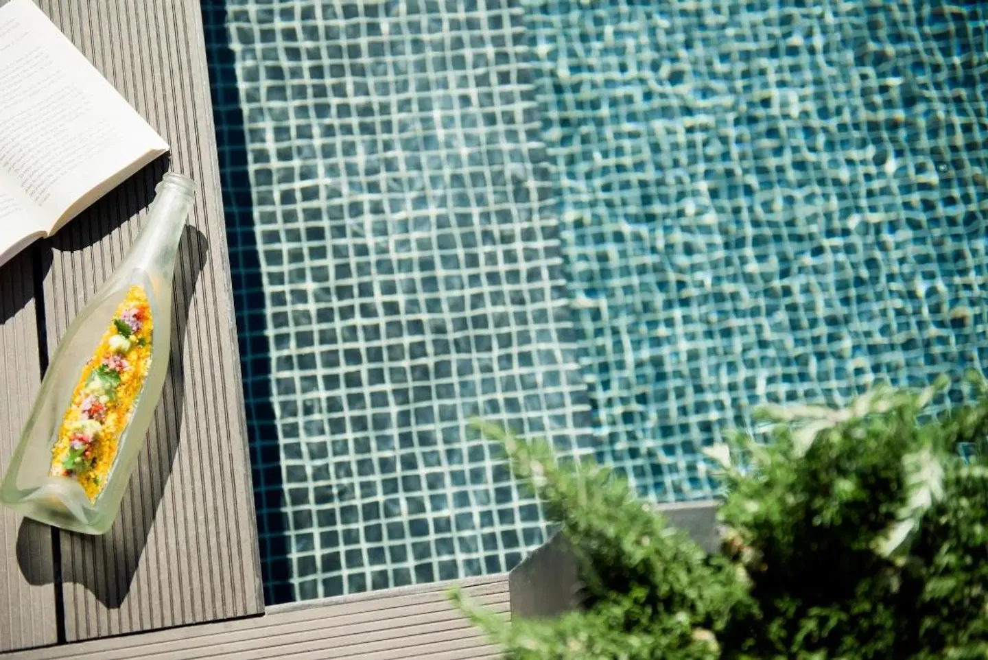 Gallery Hotel EXTERIOR