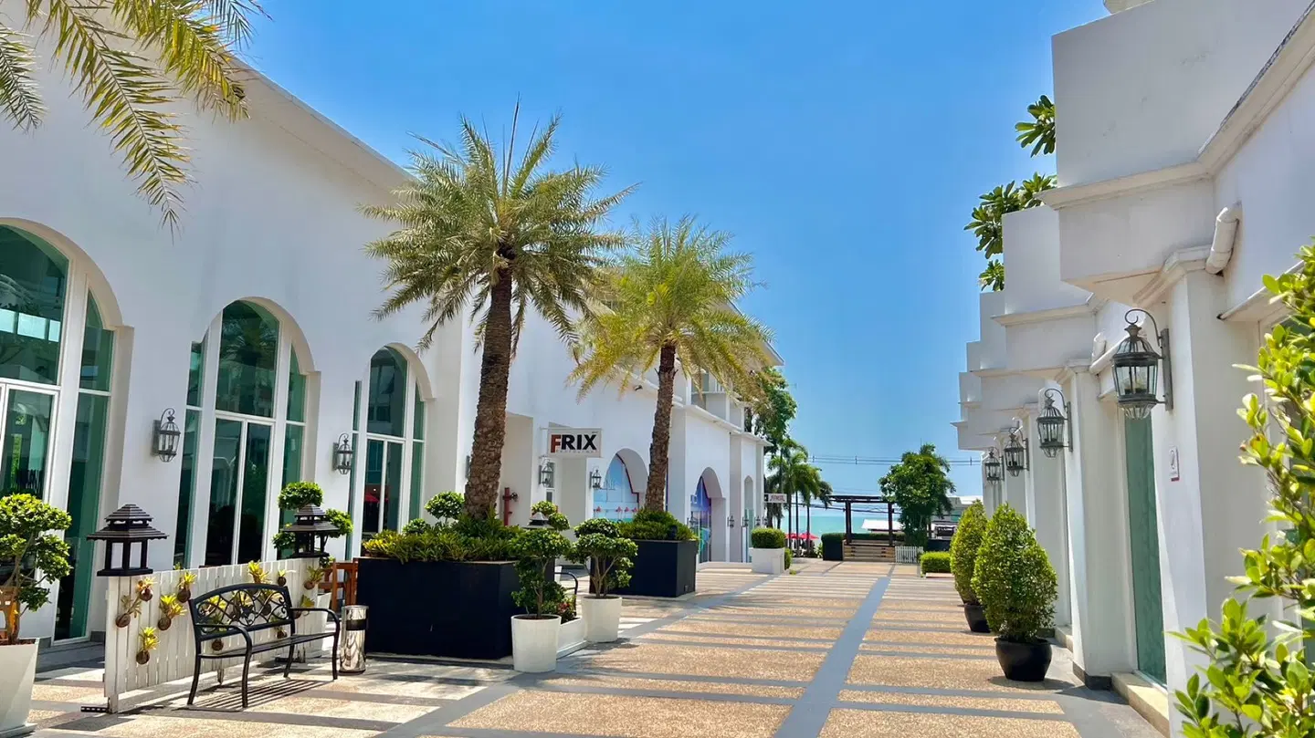 D Varee Jomtien Beach EXTERIOR