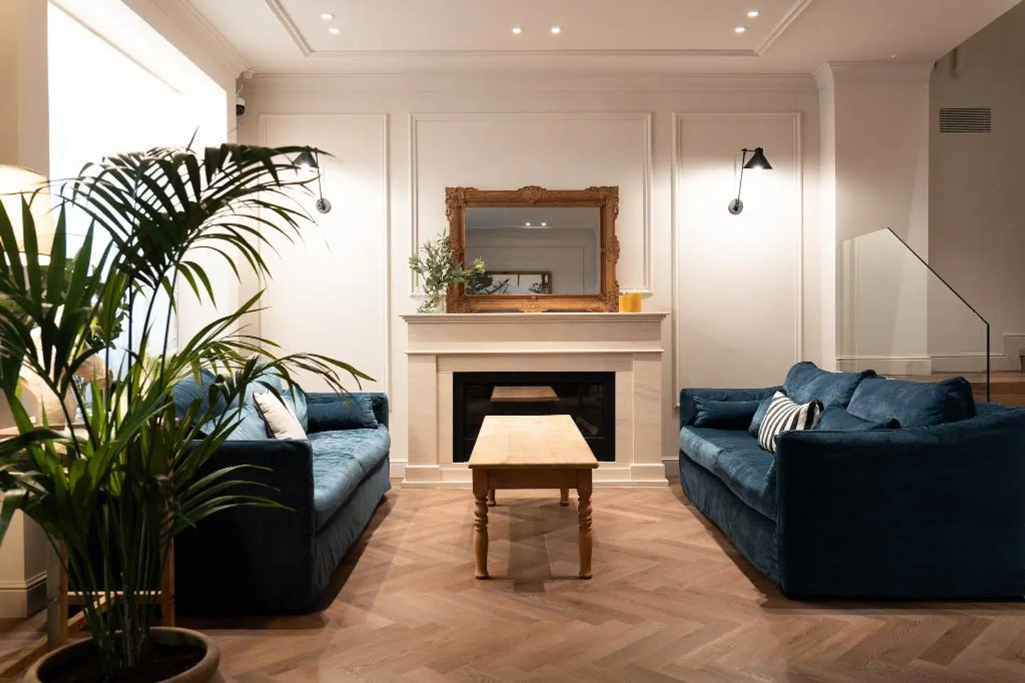 Mesón Castilla Atiram Hotels LOUNGE_LOBBY