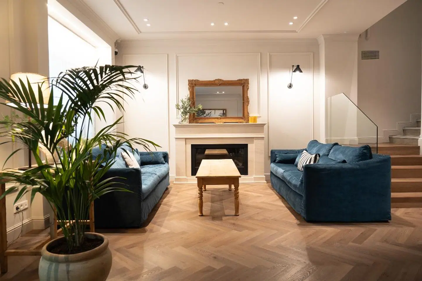 Mesón Castilla Atiram Hotels LOUNGE_LOBBY