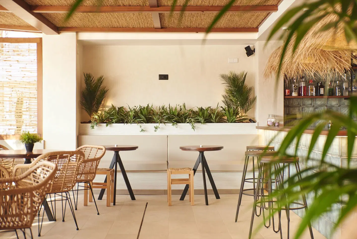 DWO Sirius by Checkin Hallenbad