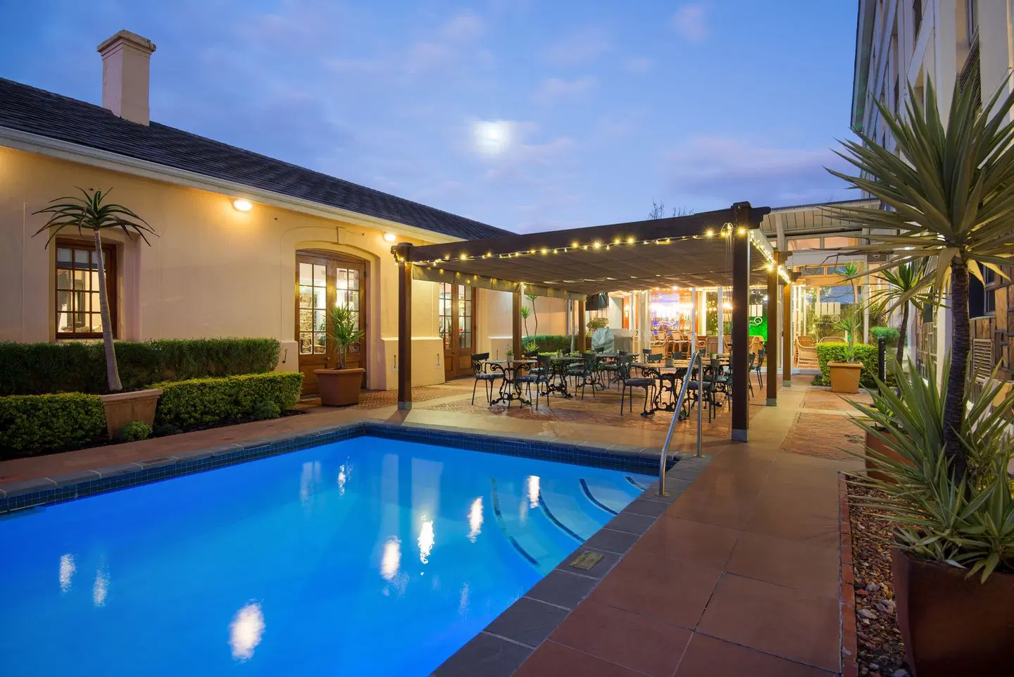 The Portswood Hotel OUTDOOR_POOL