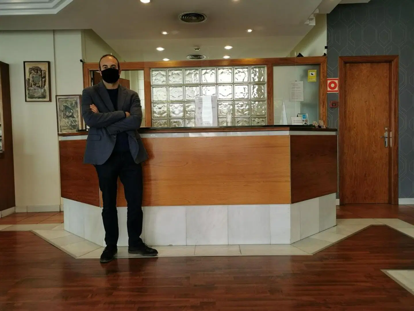 J. Balmes Vic LOUNGE_LOBBY