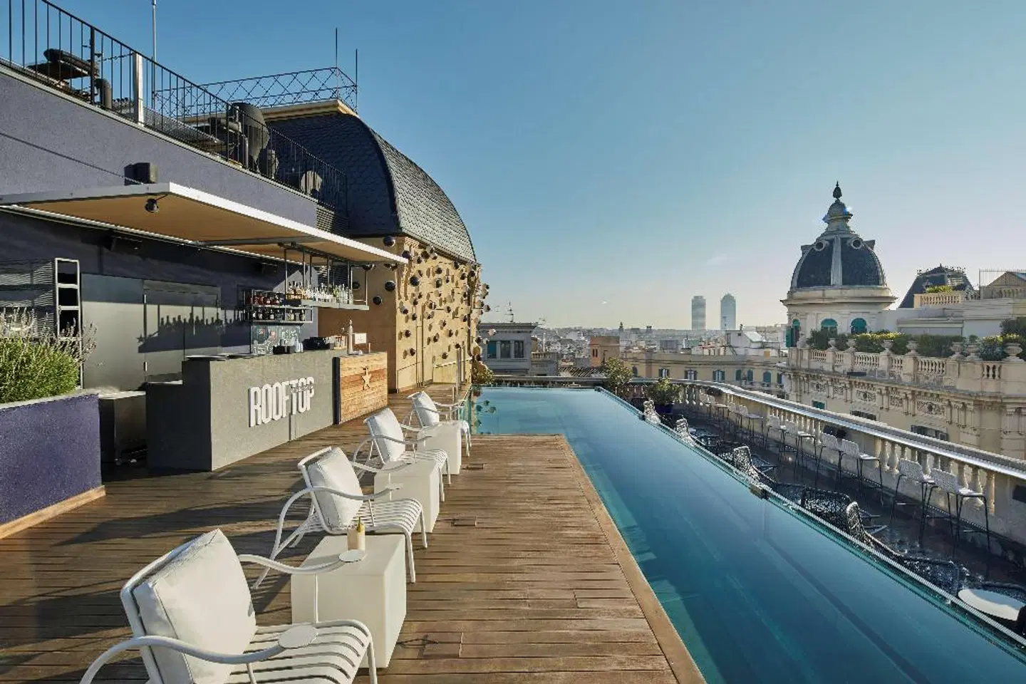 Ohla Barcelona Terrasse