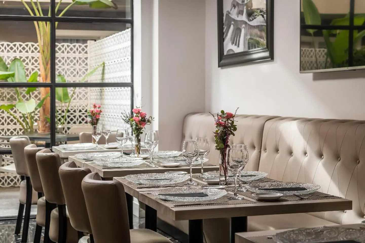 Arya Stadium Hotel by Madanis Hotels Restaurant