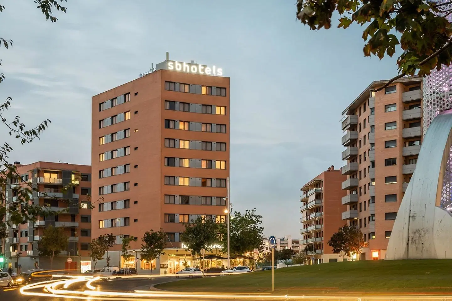 SB Express Tarragona EXTERIOR