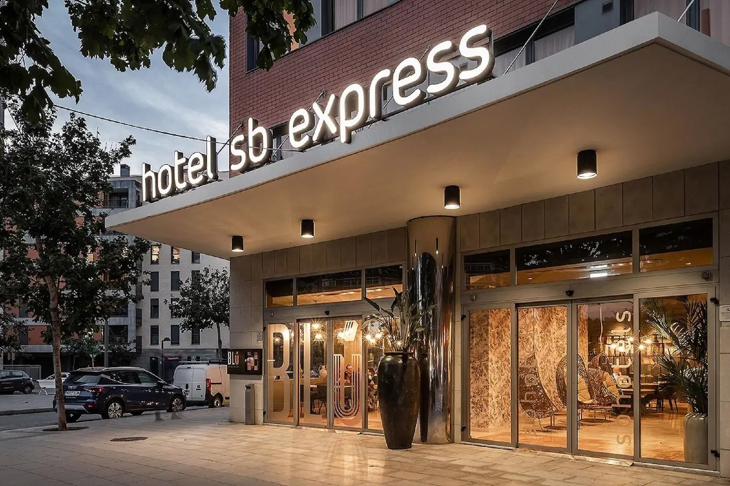 SB Express Tarragona EXTERIOR