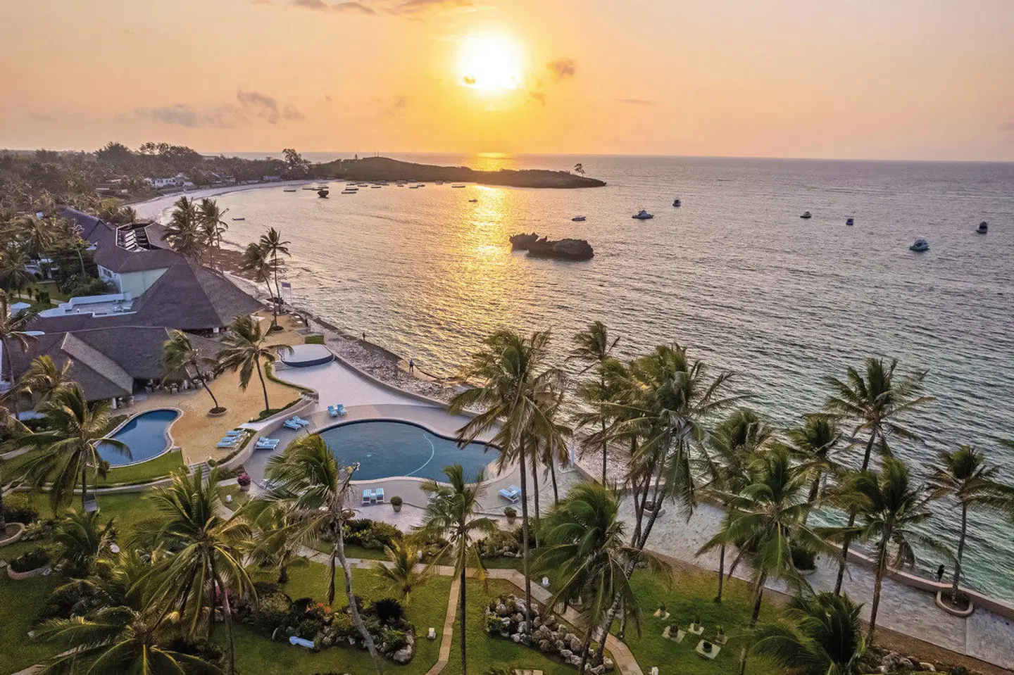 Hemingways Watamu Strand