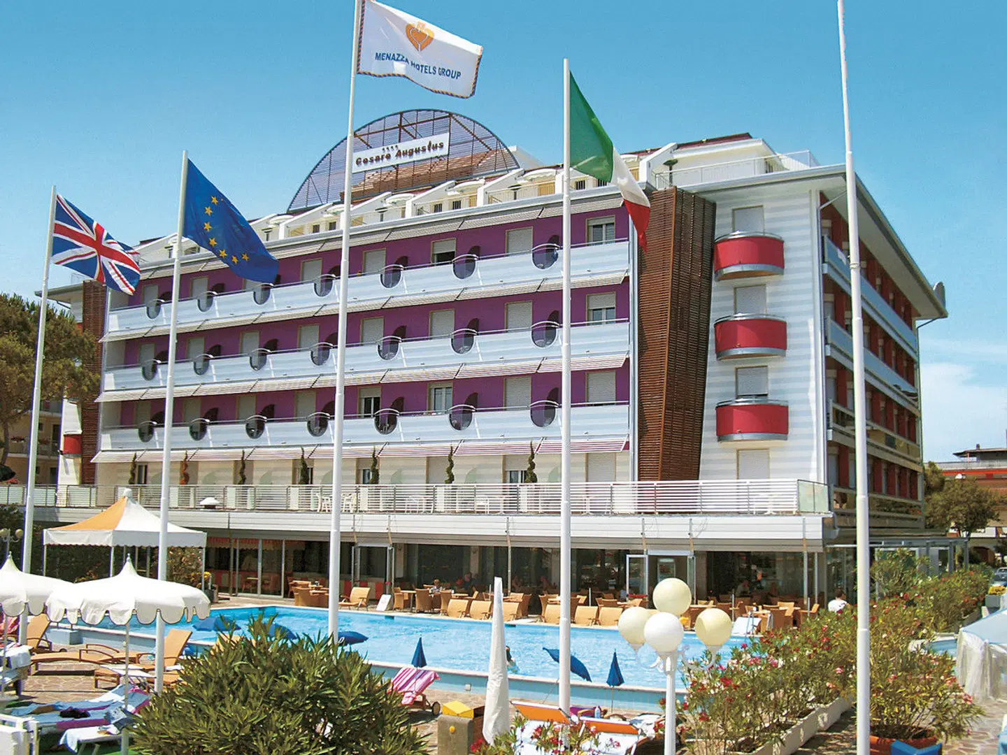 Cesare Augustus EXTERIOR