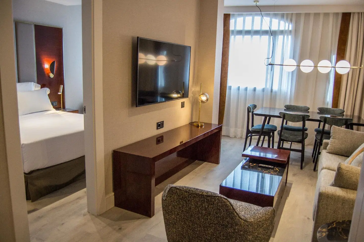Suites Center Barcelona ROOM_EXAMPLE