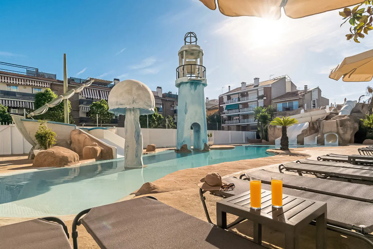 ALEGRIA Pineda Splash Terrasse