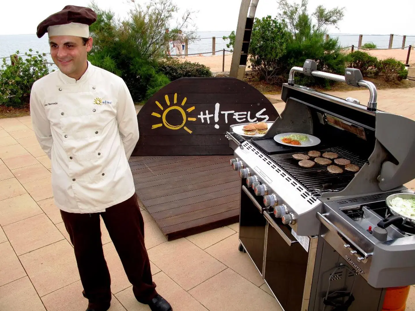 Hotel FERGUS Cap Roig PEOPLE