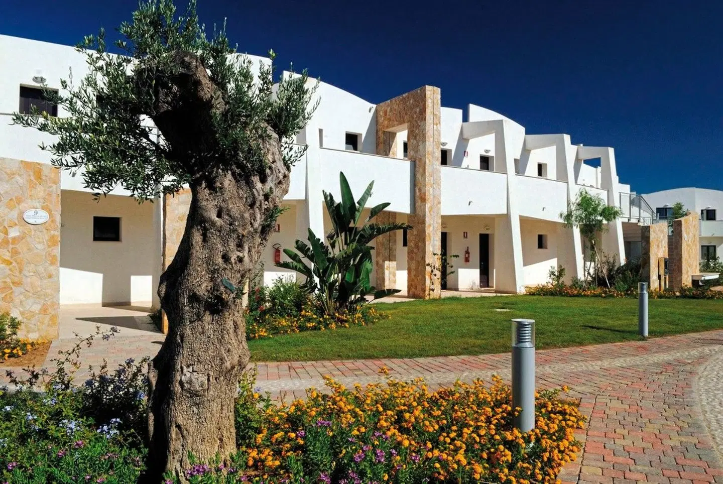 Torreserena Resort EXTERIOR