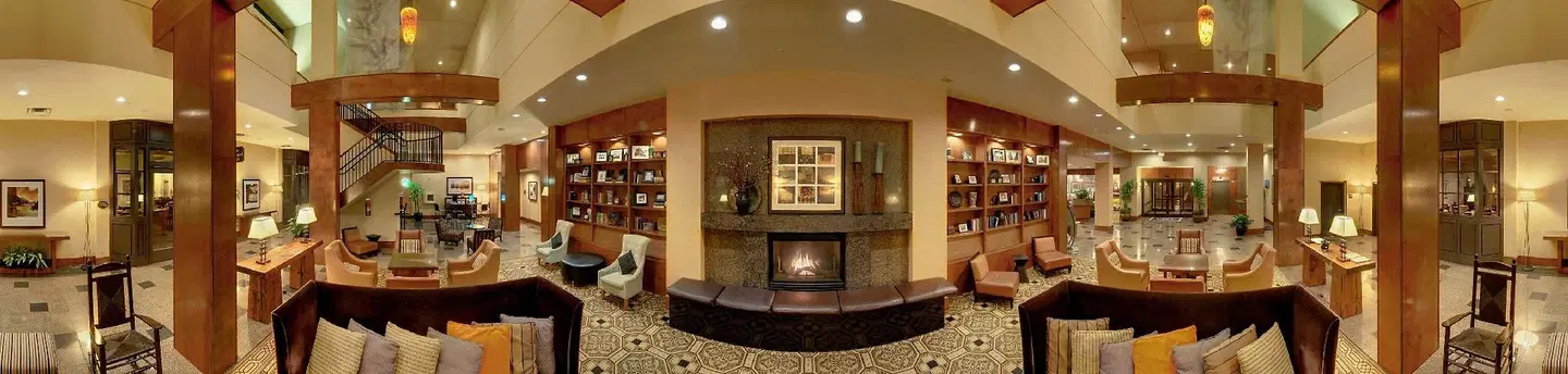 Hilton Knoxville LOUNGE_LOBBY