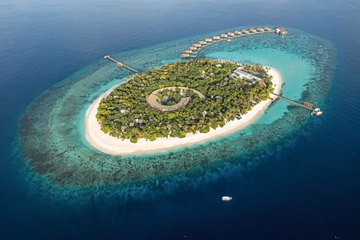 Park Hyatt Maldives Hadahaa LANDSCAPE
