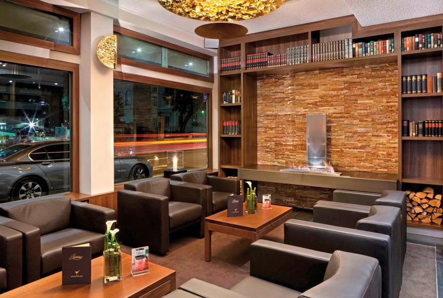 Fleming's Frankfurt Main-Riverside LOUNGE_LOBBY