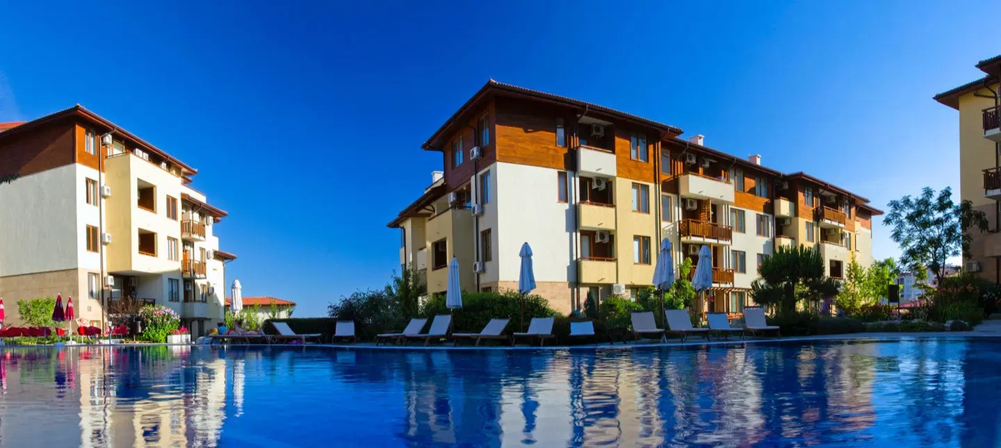 Garden of Eden Complex EXTERIOR