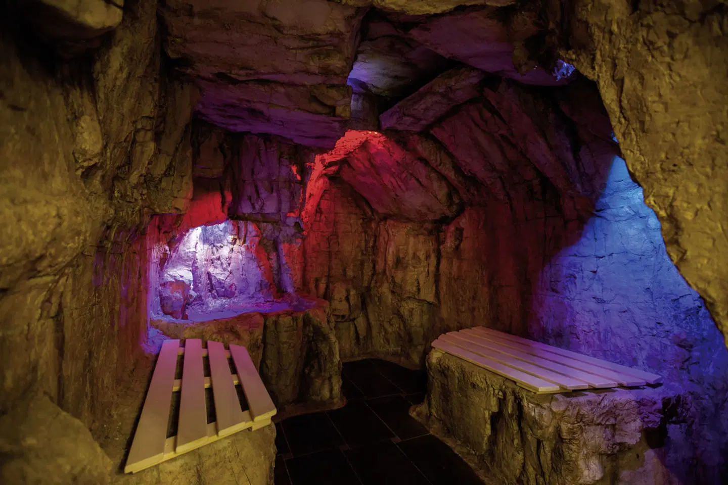 Marina Grand Beach PEOPLE