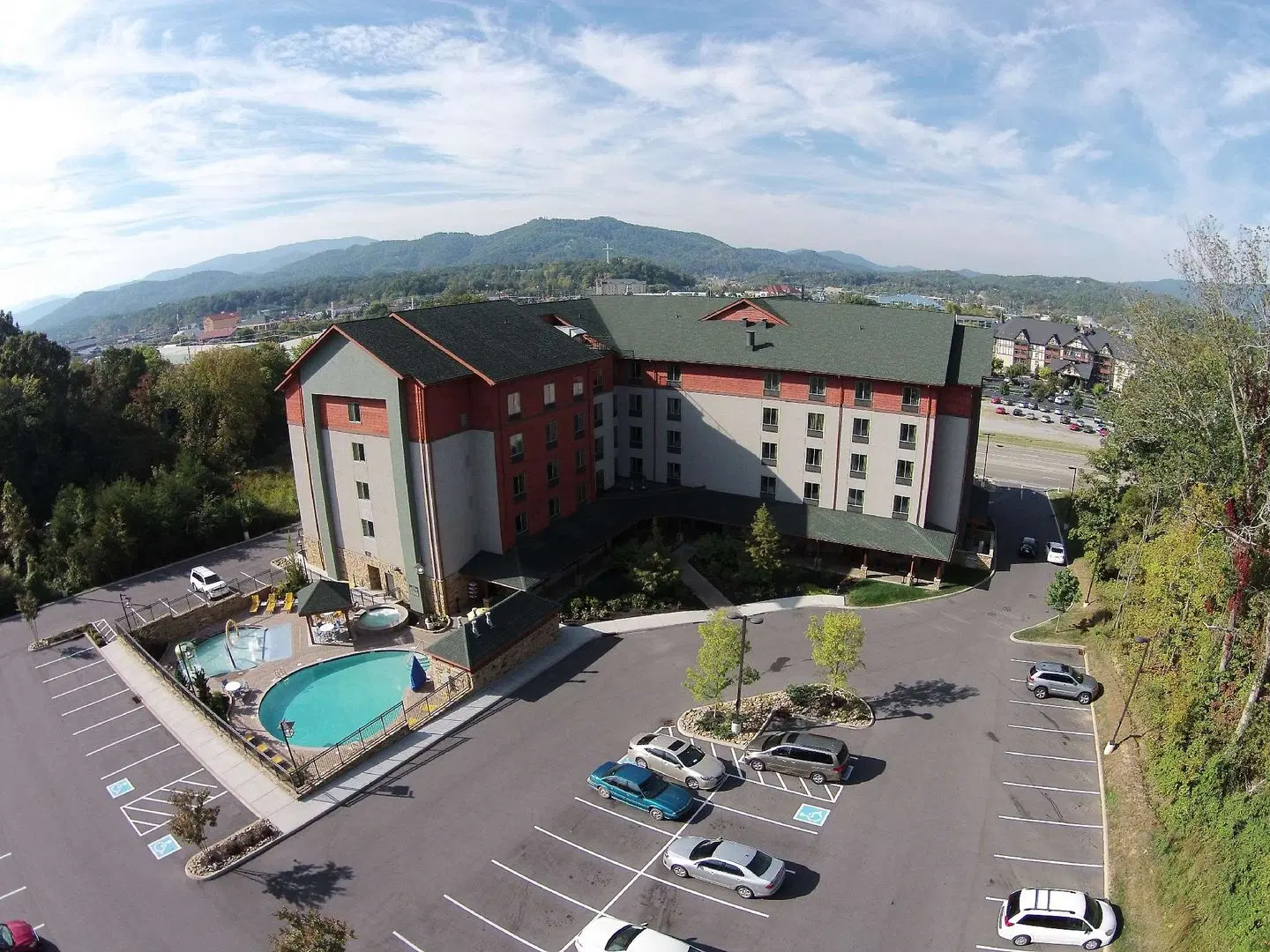Hampton Inn Pigeon Forge EXTERIOR