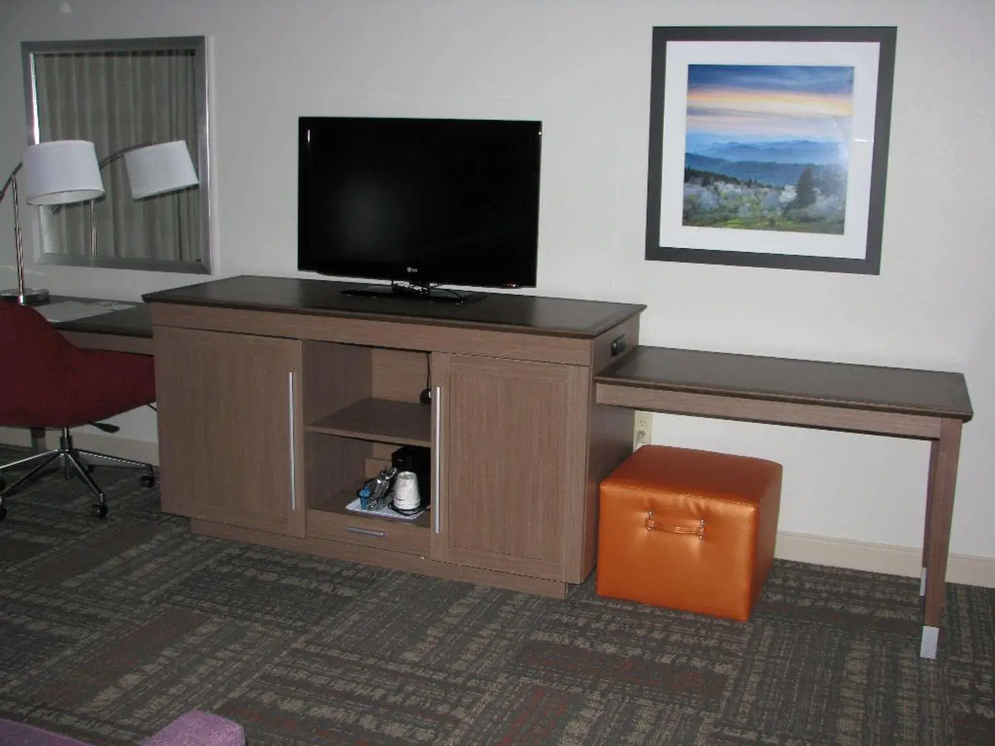 Hampton Inn Sevierville ROOM_EXAMPLE