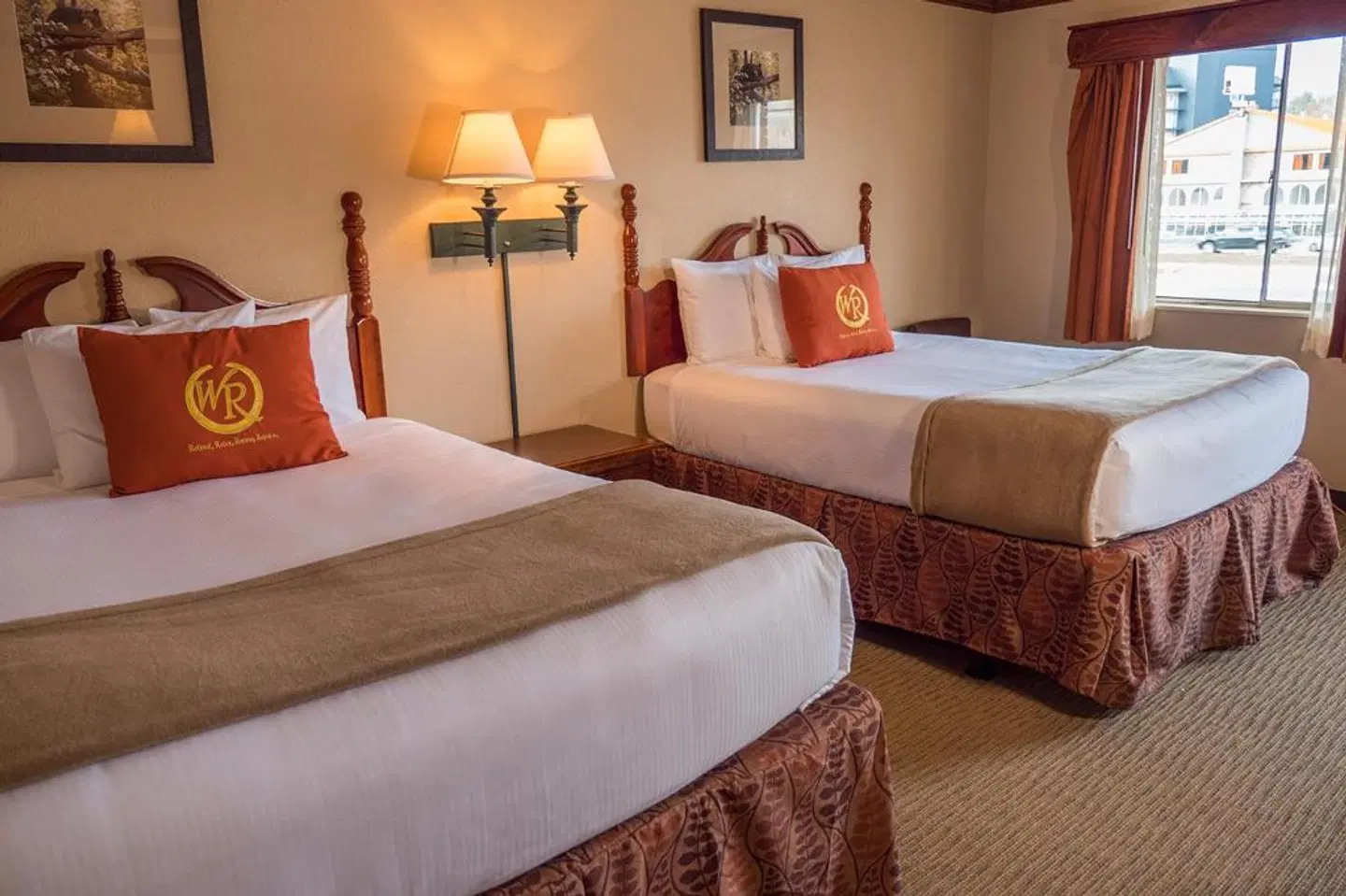 Wild Bear Inn ROOM_EXAMPLE