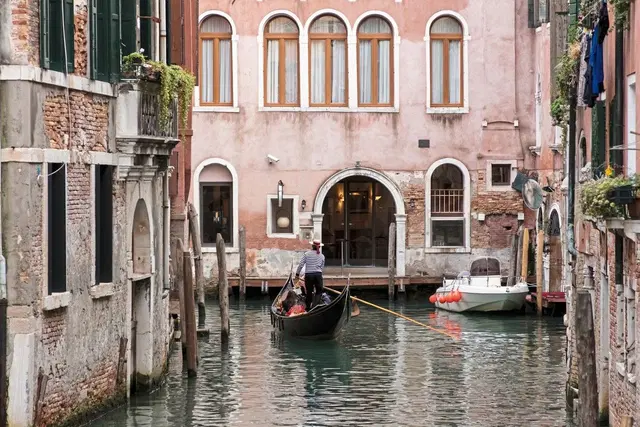 AllAngelo Art Hotel EXTERIOR