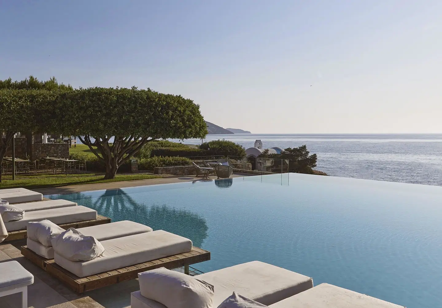 St. Nicolas Bay Resort Hotel & Villas OUTDOOR_POOL