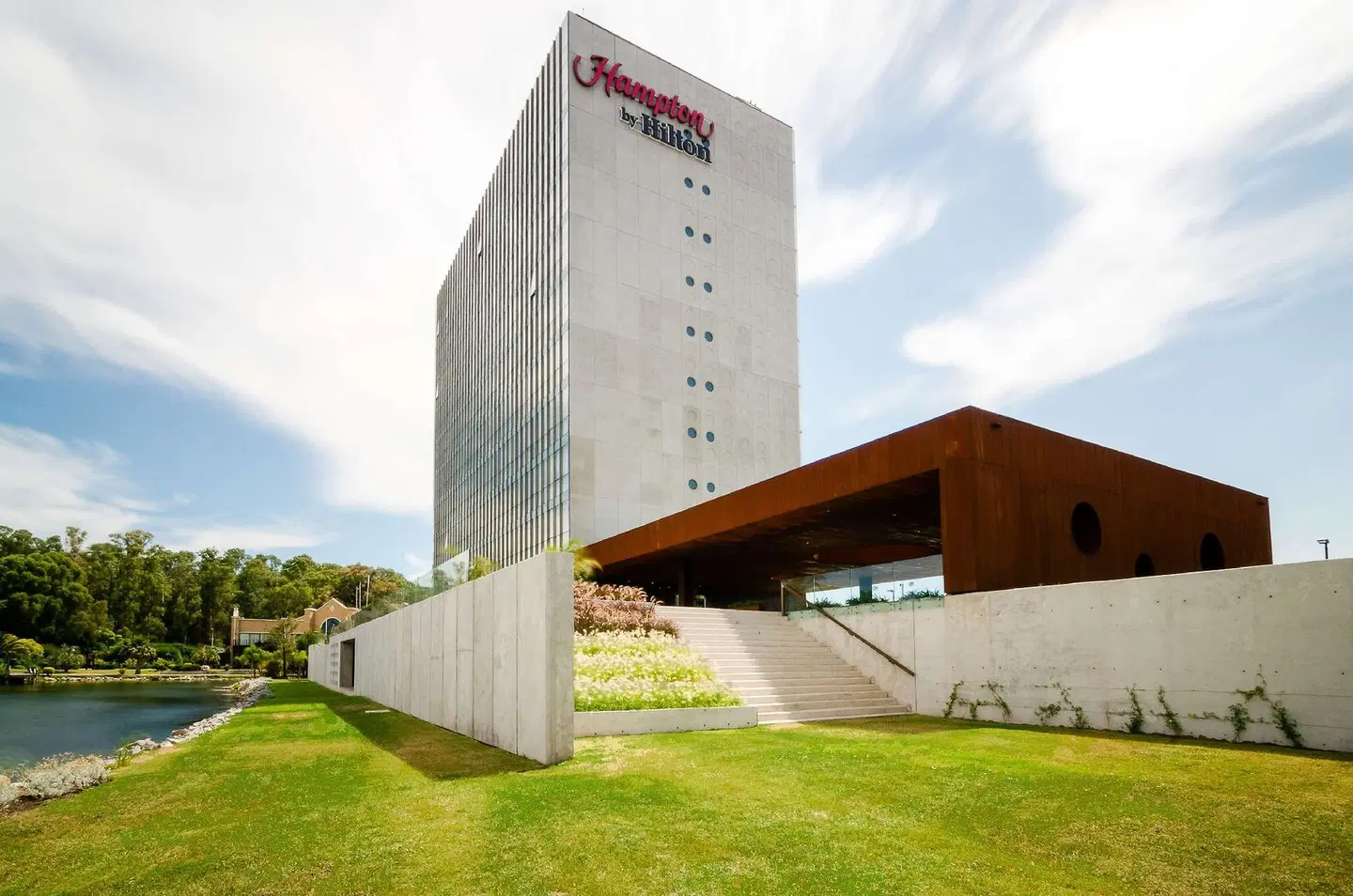 Hampton by Hilton Montevideo Carrasco EXTERIOR