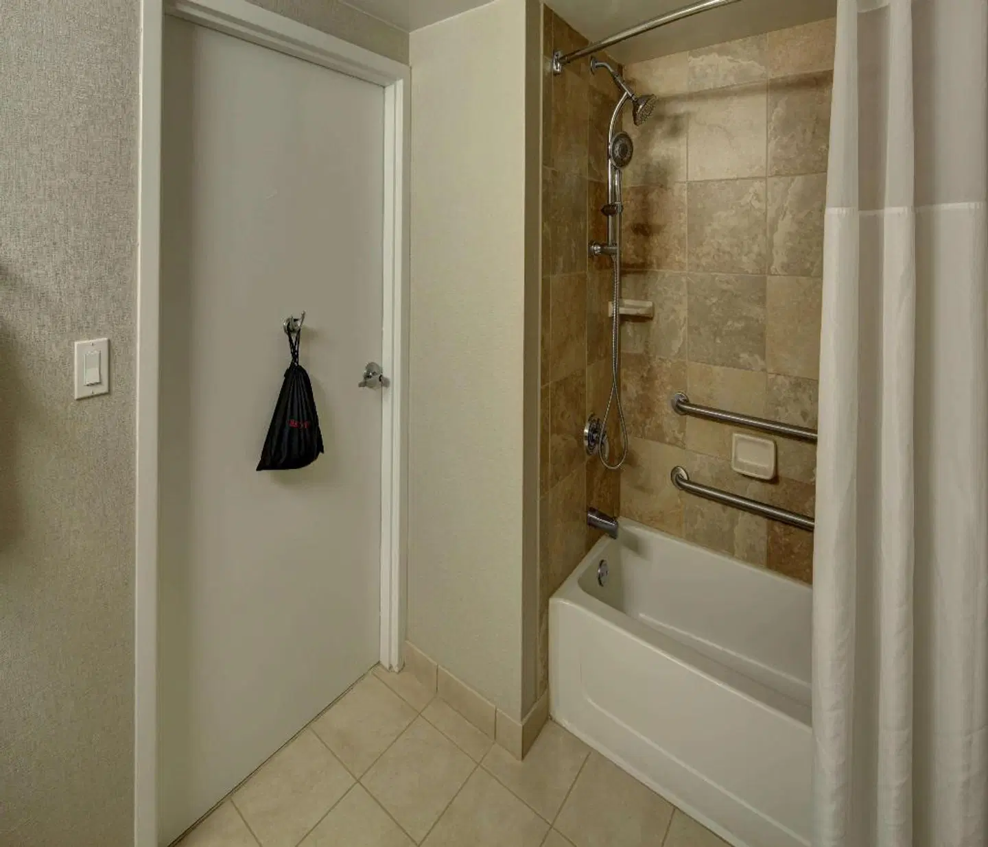 Hampton Inn Miami-Coconut Grove/Coral Gables Badezimmer