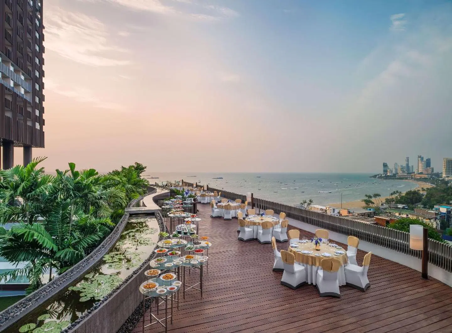 Hilton Pattaya Terrasse