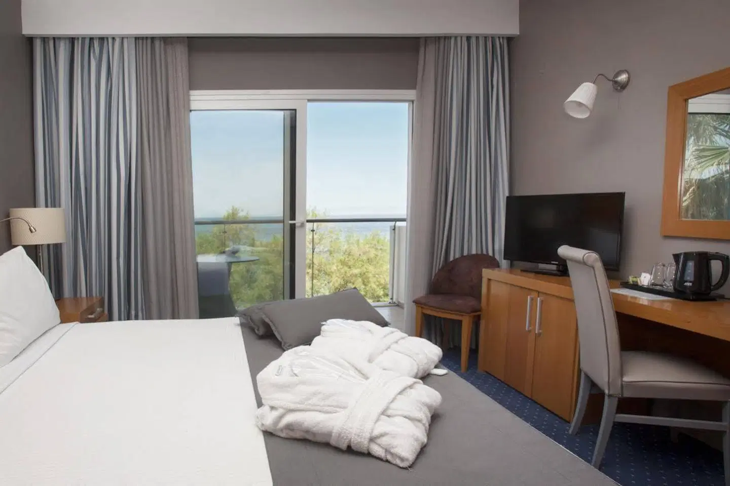 Golden Star City Resort ROOM_EXAMPLE