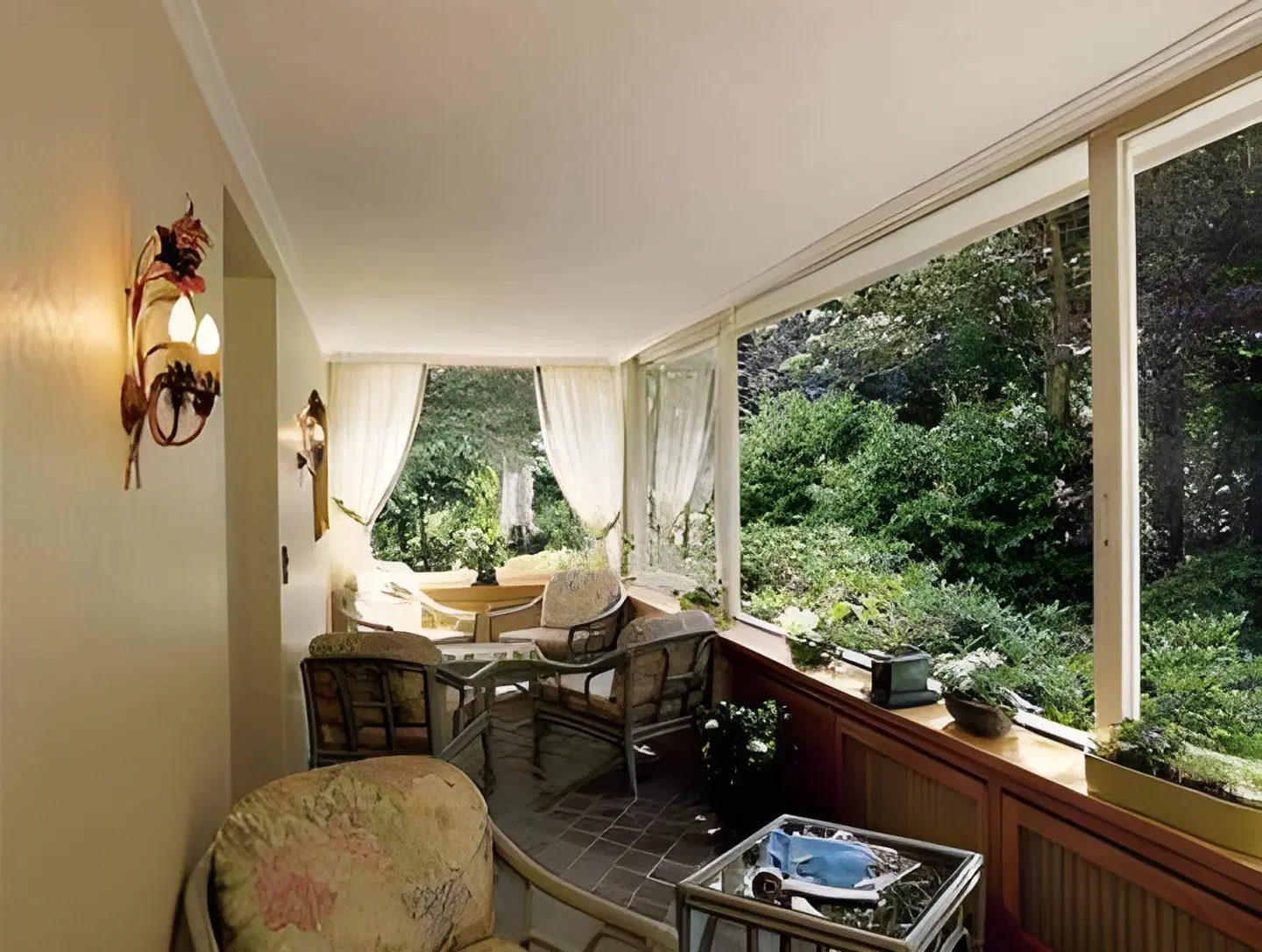 Atlantic ROOM_EXAMPLE