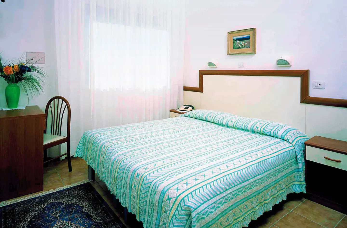 Bolivar ROOM_EXAMPLE