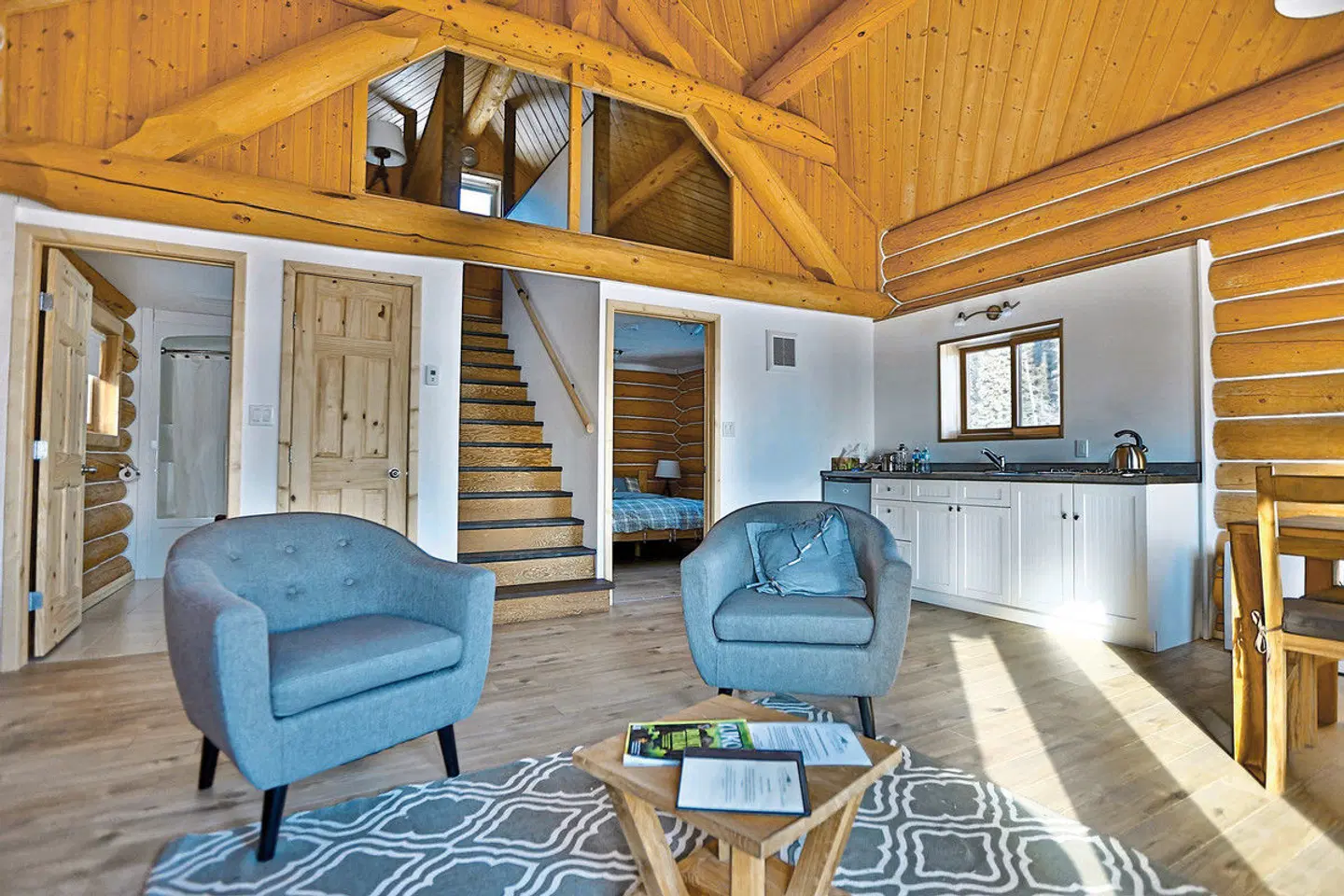 Southern Lakes Resort ROOM_EXAMPLE