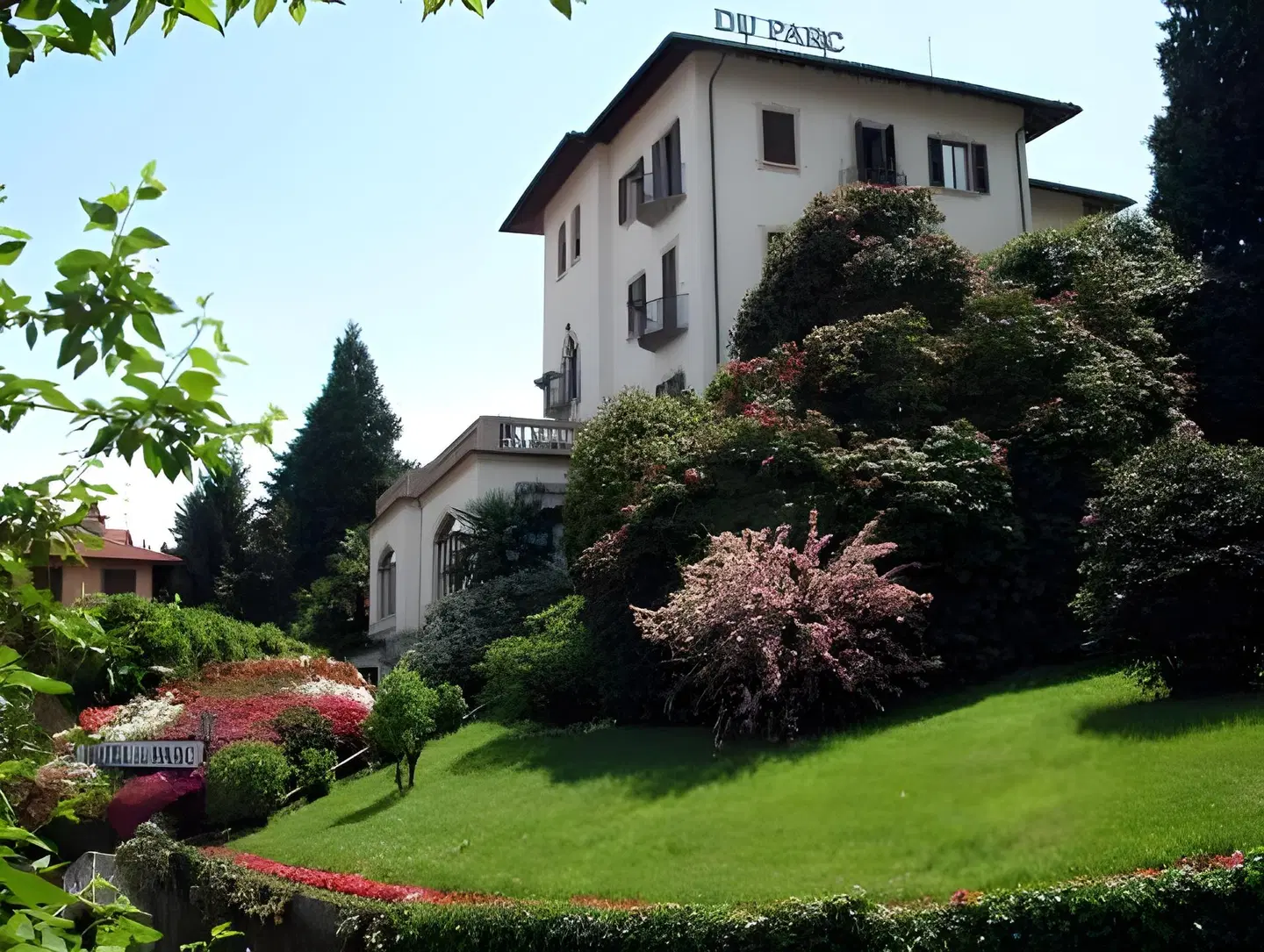 Hotel Du Parc EXTERIOR