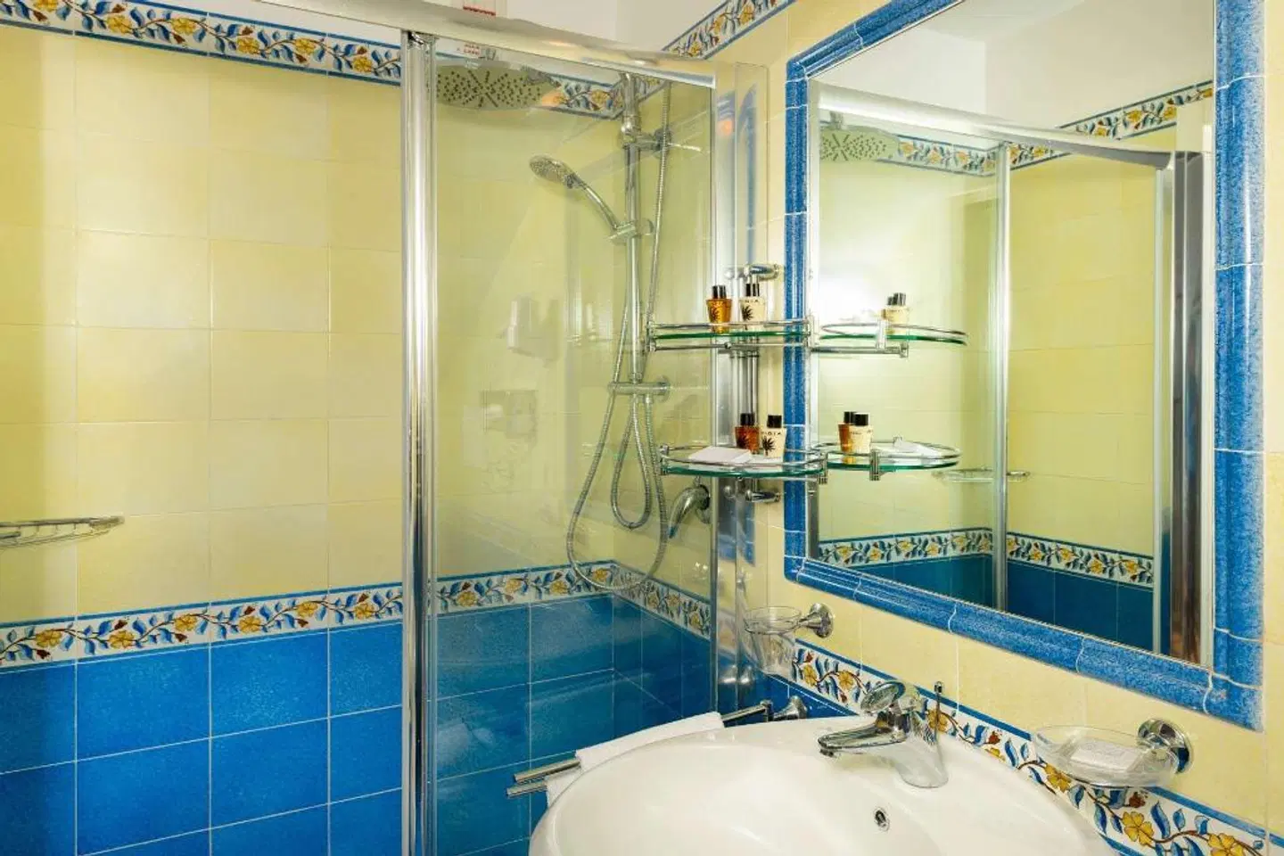 Villa Gabrisa HEALTH_BEAUTY