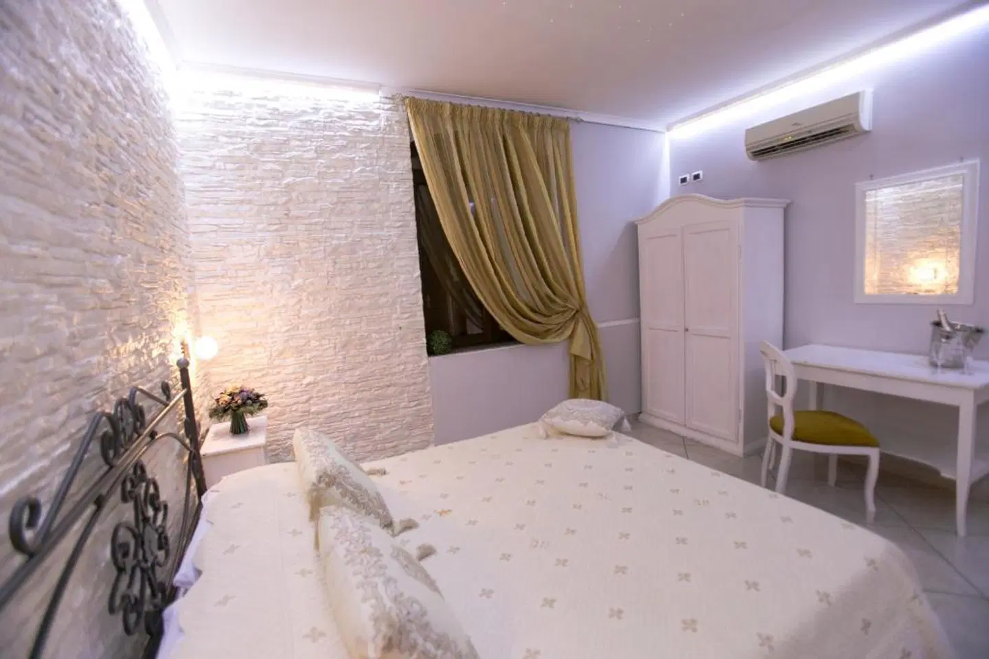 la Fenice ROOM_EXAMPLE