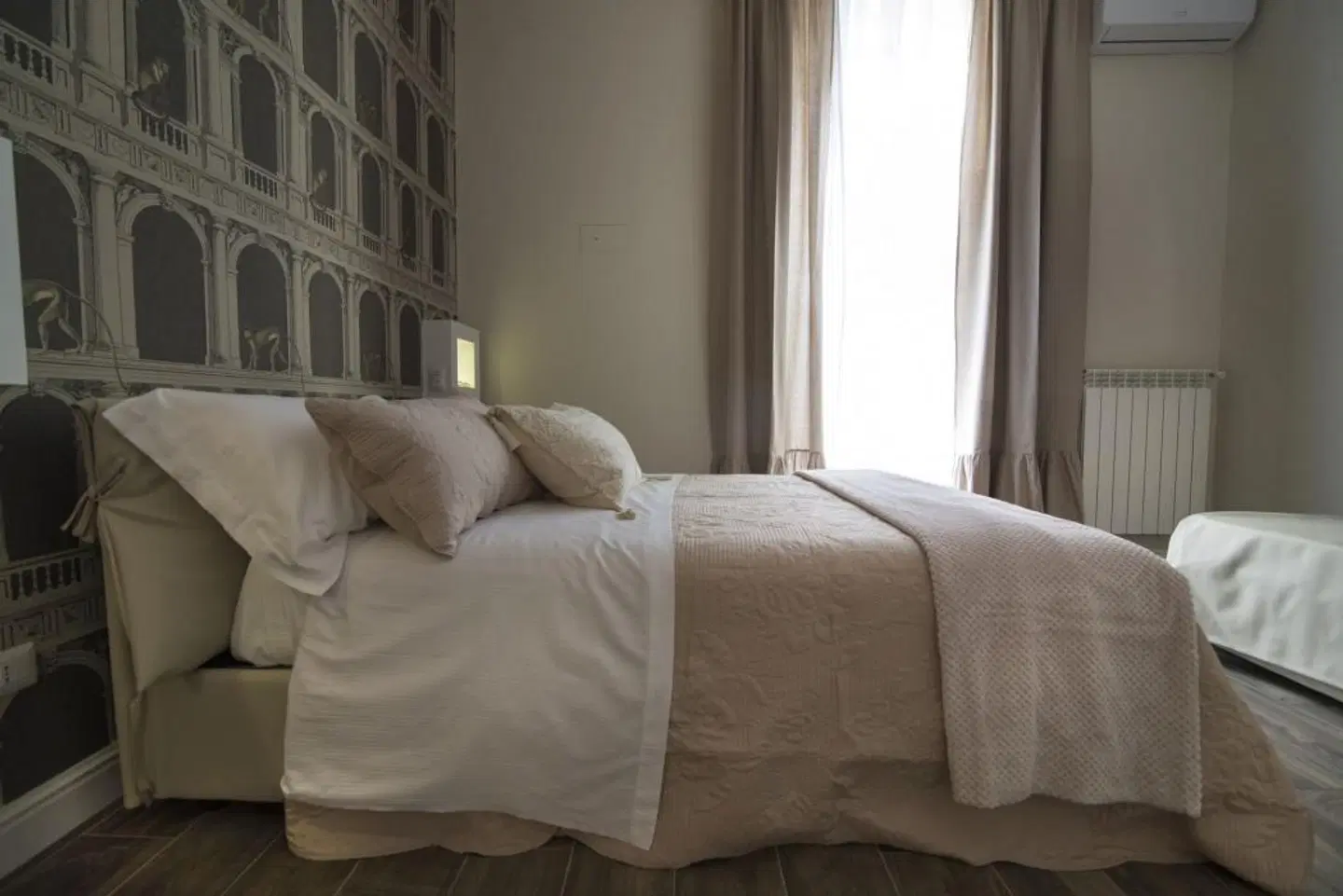 Domus Deorum ROOM_EXAMPLE