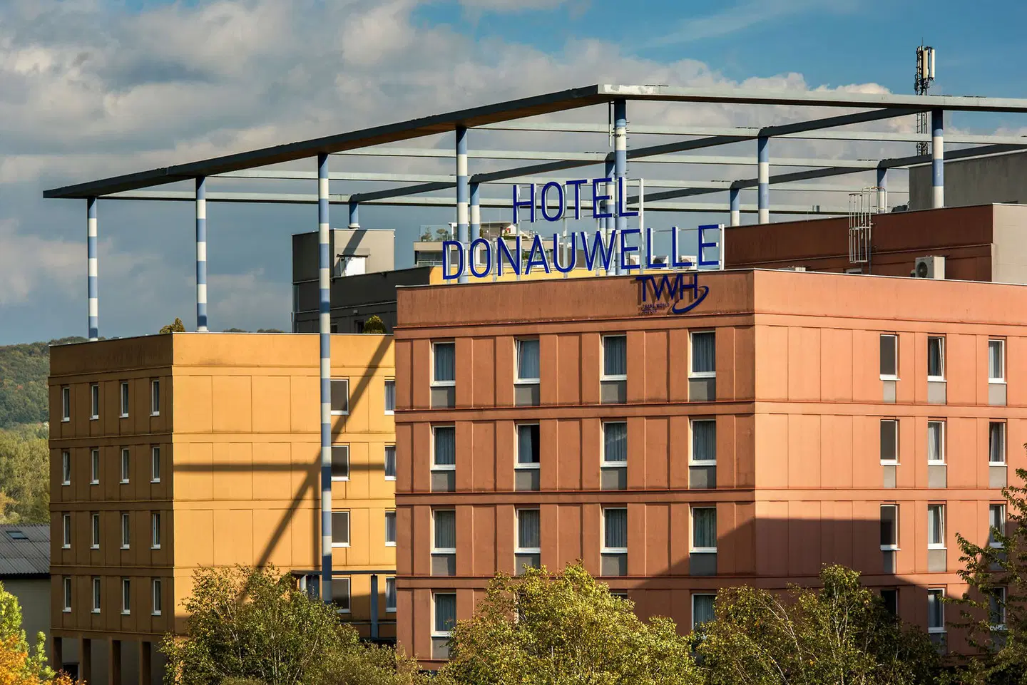 Trans World Hotel Donauwelle EXTERIOR